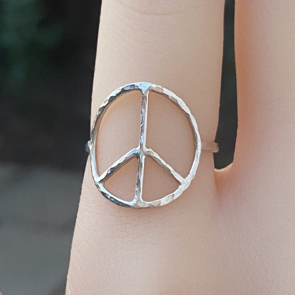 Sterling silver Peace sign ring, handmade ring, made to order - Picture 3 of 7